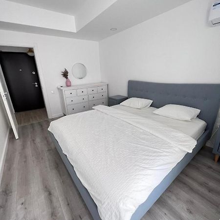 Cosmopolis Bliss: Your Home Away From Home Stefanestii de Jos Εξωτερικό φωτογραφία